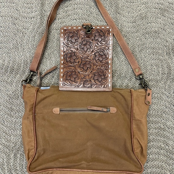 Klassy Cowgirl 16" x 12” Tote Handbag with Hair on Cowhide Leather Tooled Canvas - Picture 3 of 10